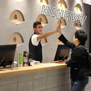 ホステル Yolo Museum, 大阪市